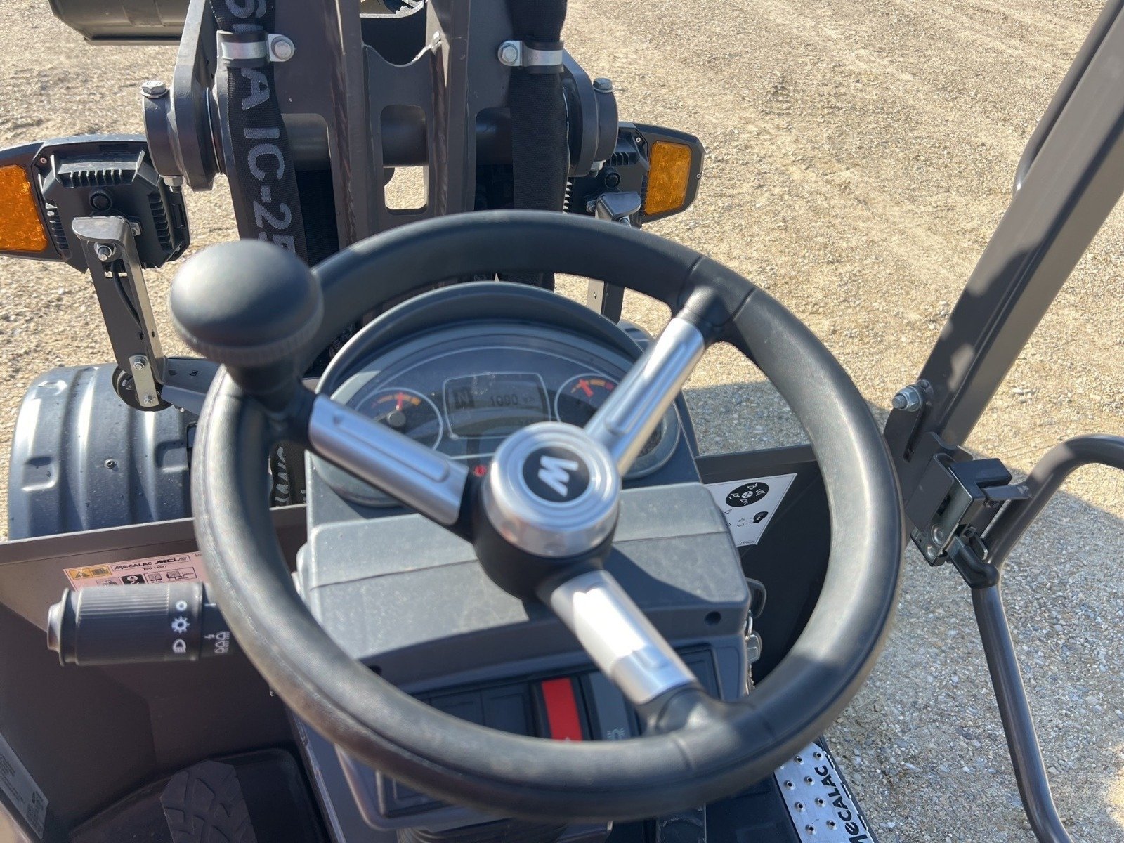 Mecalac MCL2 – vue 2